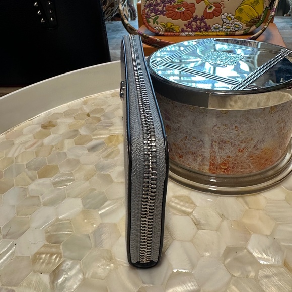 Authentic Coach Accordian blue gray zip around wallet! - Picture 2 of 5